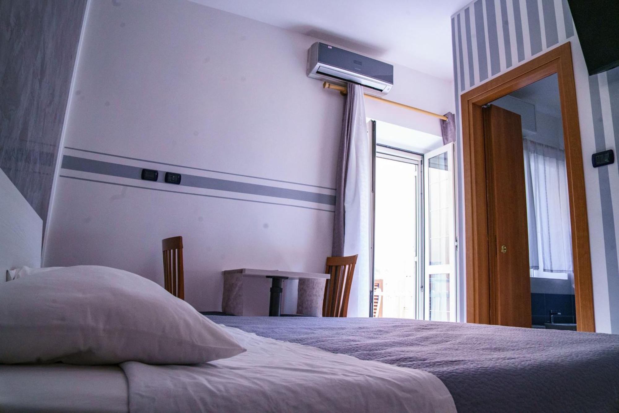 Apartmán Moderne Deco Gaeta Exteriér fotografie